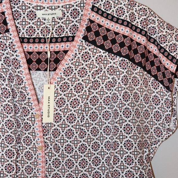 Max Studio NWT size small top - Picture 6 of 9